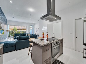 1222 NE 15th Ave in Fort Lauderdale, FL - Building Photo - Building Photo