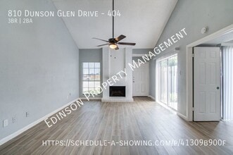 Blakemore Townhomes in Houston, TX - Foto de edificio - Building Photo