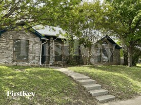 3337 Evers Pkwy in Denton, TX - Building Photo
