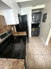 2444 NW 52nd Ave in Lauderhill, FL - Building Photo - Building Photo