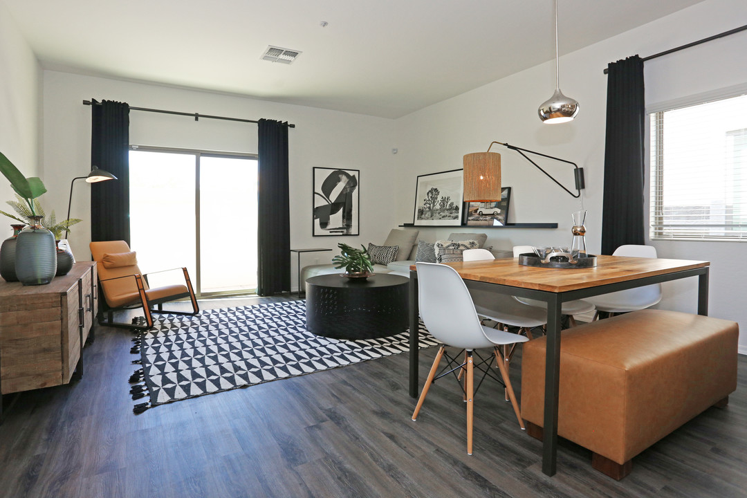 Cielo at Tramonto in Phoenix, AZ - Building Photo
