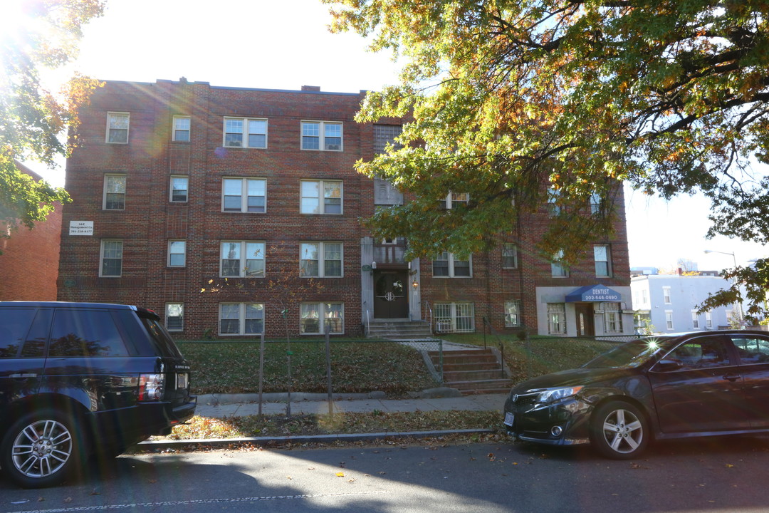 701 K St NE in Washington, DC - Building Photo