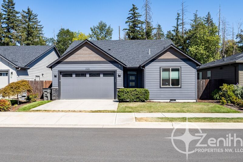 11231 NE 137th Ave in Vancouver, WA - Building Photo