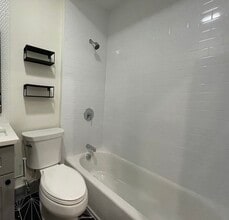 32 Long Ave, Unit 2 in Boston, MA - Building Photo - Building Photo