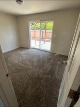 6011 E F St in Tacoma, WA - Foto de edificio - Building Photo