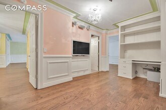 340 E 64th St, Unit 6R in New York, NY - Building Photo - Building Photo