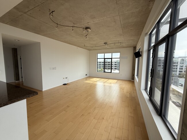 288 3rd St, Unit 602 in Oakland, CA - Building Photo - Building Photo