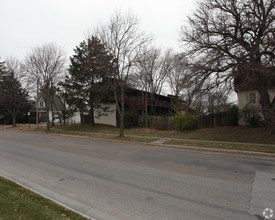 Norma Jane Apartments in Lincoln, NE - Building Photo - Building Photo