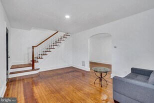 341 Allen Ave in Salem, NJ - Building Photo