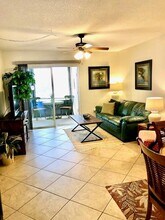 102 Capri Isles Blvd in Venice, FL - Building Photo - Building Photo