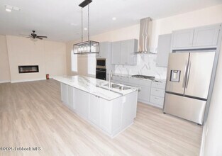 48 Wilshire Blvd in Lubbock, TX - Building Photo - Building Photo