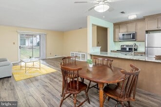 43 Dover Ct in Washington Township, NJ - Building Photo - Building Photo