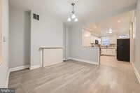 2502 W Baltimore St photo'