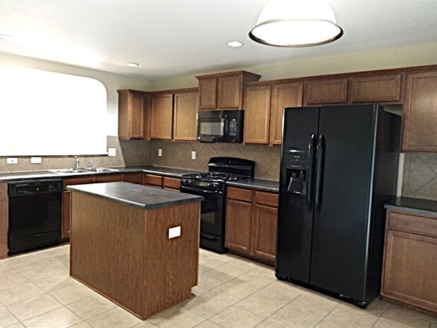 111 Nesting Gdn in San Antonio, TX - Building Photo - Building Photo
