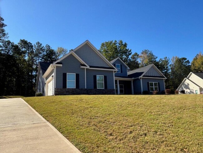 130 Hawthorn Ln in Covington, GA - Building Photo - Building Photo