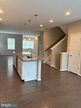 7846 River Rock Way in Columbia, MD - Building Photo - Building Photo