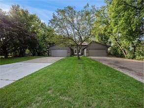 5535 Lindsay St in Minneapolis, MN - Building Photo - Building Photo