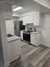 6382 S 80th East Ave in Tulsa, OK - Building Photo - Building Photo