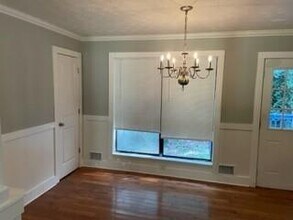 488 Carillon Ct in Stone Mountain, GA - Building Photo - Building Photo