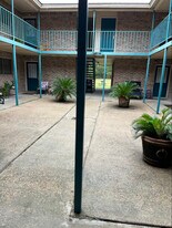 110 Farm to Market 82 in Kirbyville, TX - Building Photo