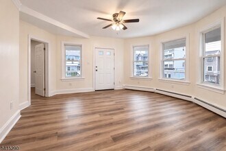 64 N 13th St in Newark, NJ - Building Photo - Building Photo