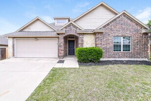 2720 Claydon Dr in Denton, TX - Building Photo