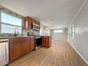 5141 Oakland Hills Ave in Sarasota, FL - Building Photo - Building Photo