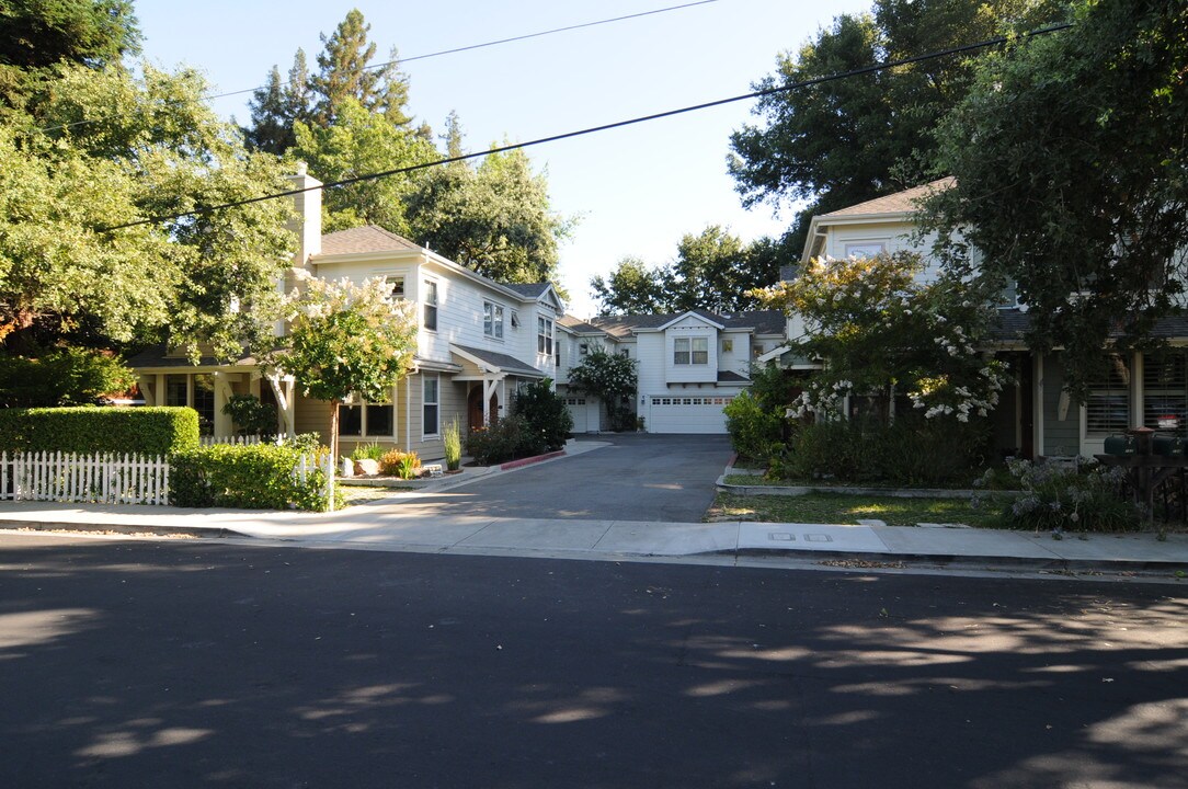 152 & 154 El Dorado Ave in Danville, CA - Building Photo