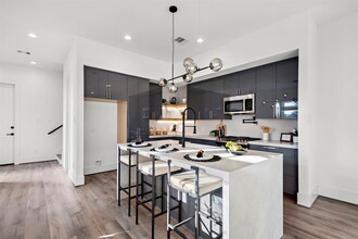 4213 Nichols St in Houston, TX - Building Photo - Building Photo