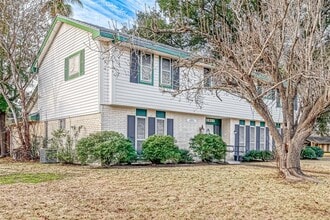 7811 Hornwood Dr in Houston, TX - Building Photo - Building Photo