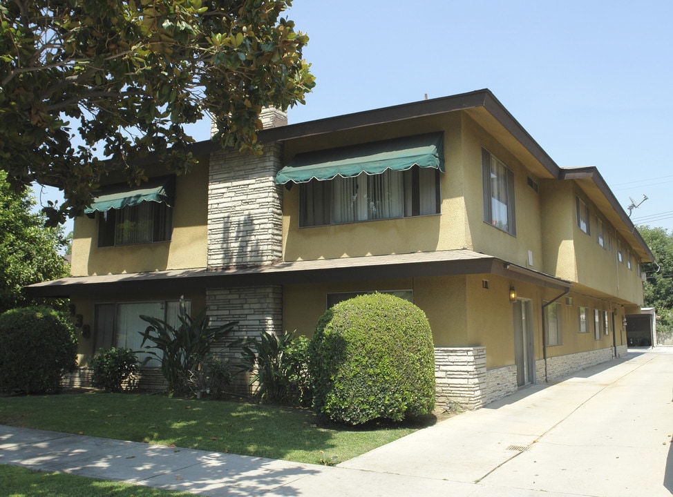 338 N Monterey St in Alhambra, CA - Building Photo