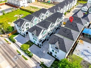7735 Hammerly Blvd in Houston, TX - Building Photo - Building Photo