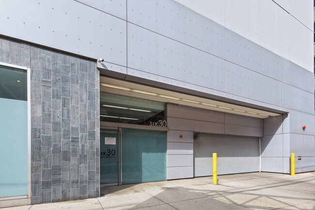 630 N Franklin St in Chicago, IL - Building Photo - Building Photo