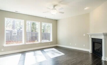 116 Chapel Run Wy in Chapel Hill, NC - Building Photo - Building Photo