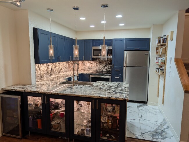 property at 1205 James Ct