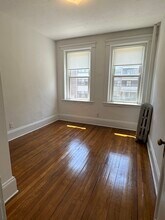 104 Warren St, Unit 6 in Boston, MA - Building Photo - Building Photo