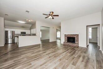 1738 Oneal St, Unit 010922 in Lancaster, TX - Building Photo - Building Photo