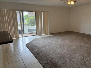 744 116th Ave N in St. Petersburg, FL - Building Photo - Building Photo