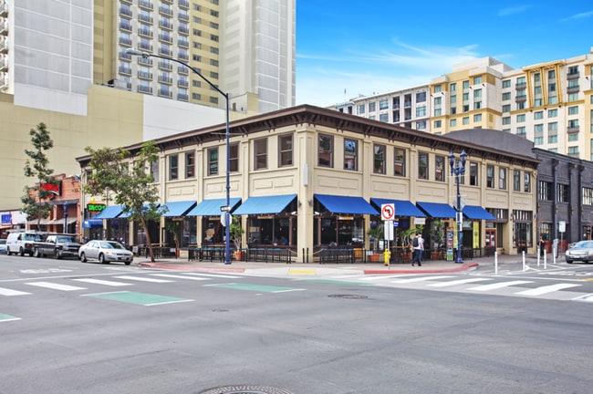 629 J St in San Diego, CA - Building Photo - Building Photo