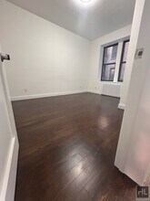 WEST 104 STREET, Unit 8 in New York, NY - Foto de edificio - Building Photo