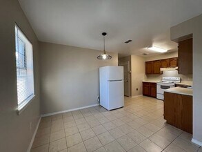 4717 Mims Ave in Laredo, TX - Building Photo - Building Photo