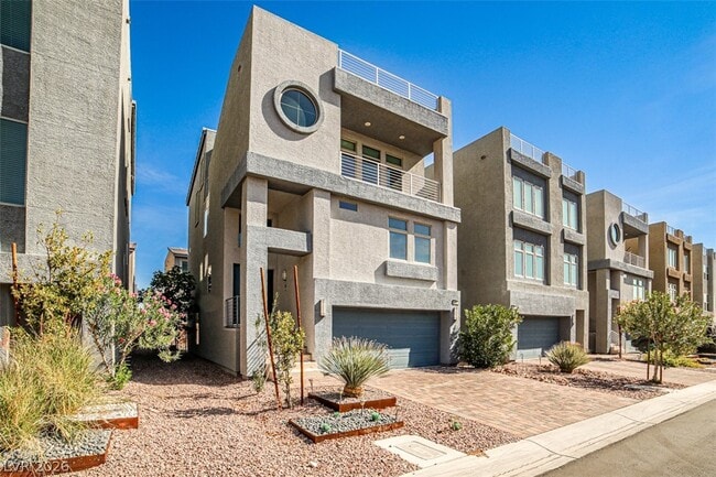 8052 Haywood Estate Ave in Las Vegas, NV - Building Photo - Building Photo