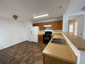 409 Lantana Dr in Arlington, TX - Building Photo - Building Photo