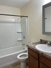 South Bay Apartments in North Syracuse, NY - Building Photo - Building Photo