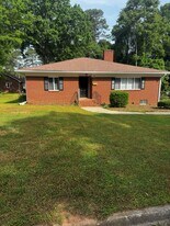 61 Winecoff Ave NE in Concord, NC - Building Photo