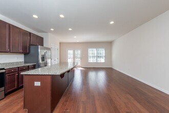 121 Parkway Ct in Williamsburg, VA - Building Photo - Building Photo
