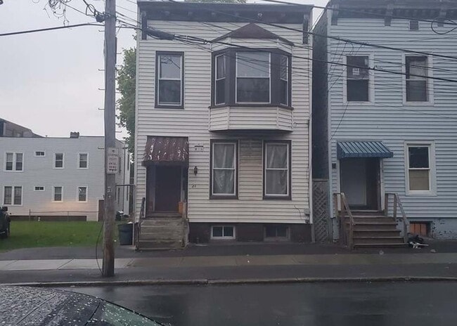 property at 21 Robin St