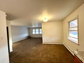 705 Bywood Ave, Unit 1st floor in Upper Darby, PA - Building Photo