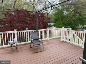 7 Hanover Pl in Sicklerville, NJ - Building Photo - Building Photo