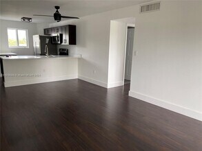 1840 Jefferson Ave, Unit 301 in Miami Beach, FL - Building Photo - Building Photo